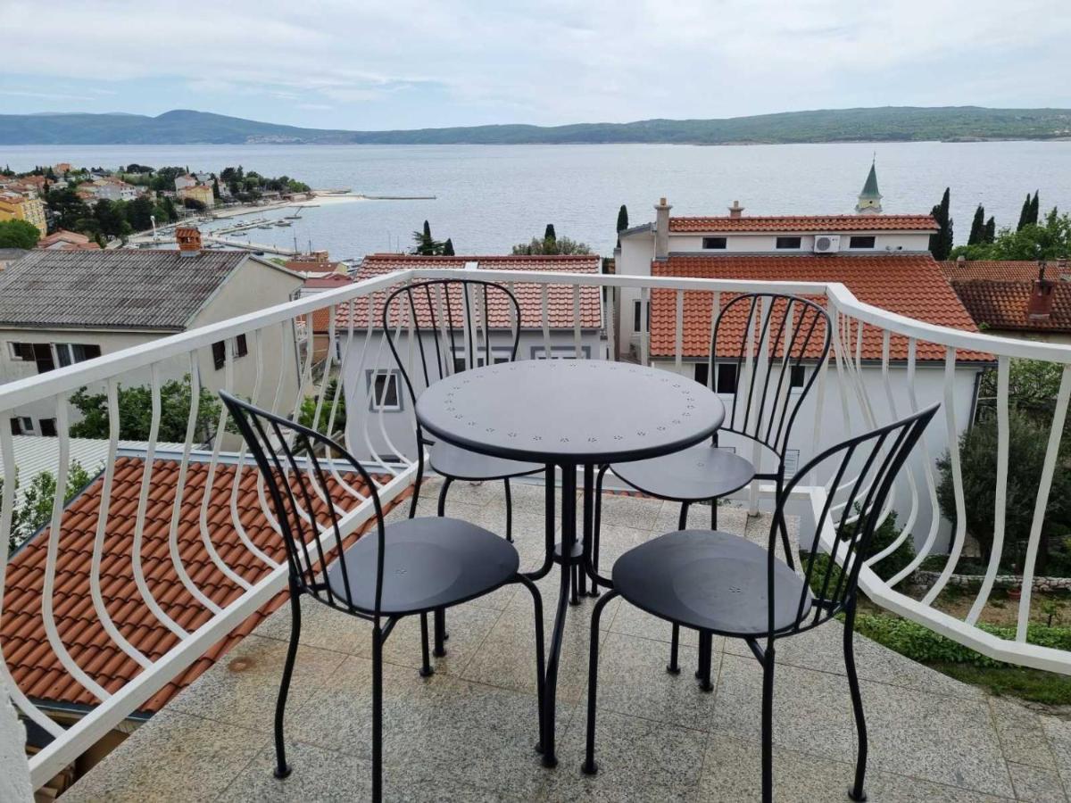 Apartmani Mali Selce Exterior photo